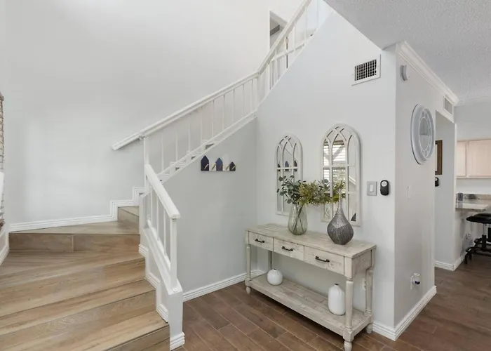 12 Min To Cardinals Family & Work Friendly Holiday home